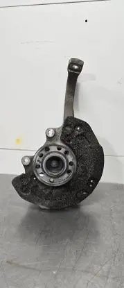 Mercedes-Benz E W213 Front wheel hub spindle knuckle A2133324800 A2053340400