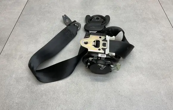Skoda Fabia Mk3 (NJ) Front seatbelt 626732500F