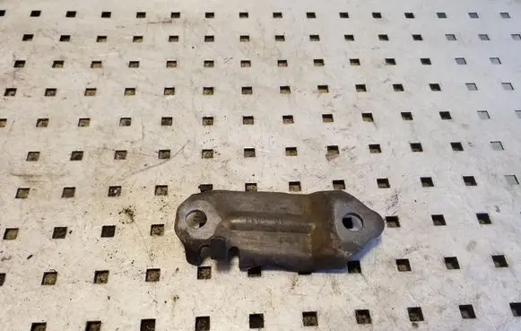 BMW 5 F10 F11 Sway bar bush bracket, front 6796972