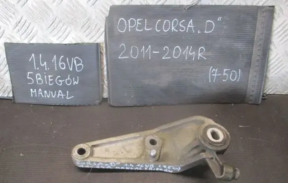 Opel Corsa D Gearbox mounting bracket 13130723