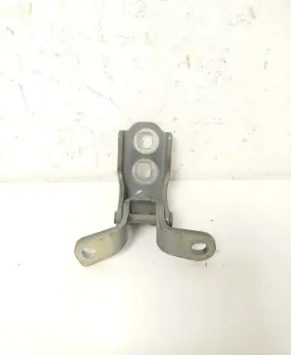 Opel Crossland X Front door upper hinge
