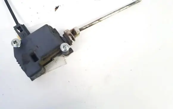 Skoda Octavia Mk2 (1Z) Central locking motor 1m0959781a