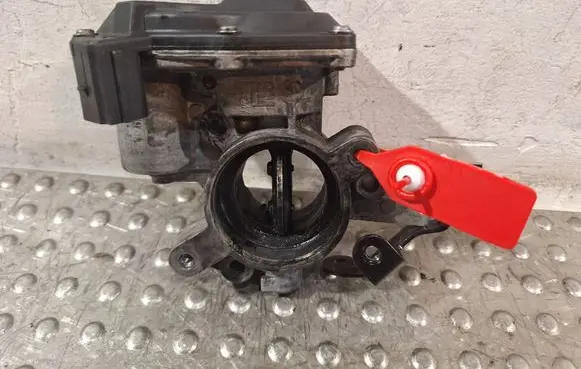 Opel Astra J Throttle body valve S25081658 55564247