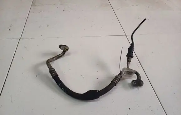 Air conditioning (A/C) pipe/hose