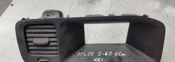 Dash center air vent grill