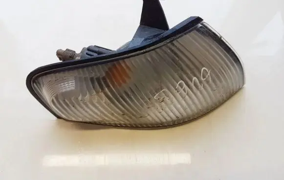 Mazda 323 Front indicator light 21061812 210-61812