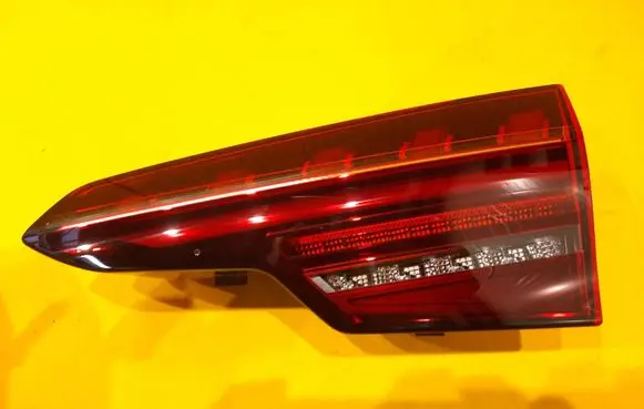 Audi A4 S4 B9 8W Tailgate rear/tail lights 8W5945094AC