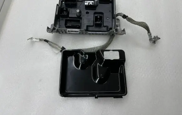 Tesla Model 3 Central body control module 149732400F 158289100B