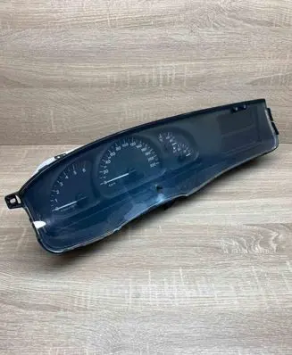 Opel Vectra B Speedometer (instrument cluster) 24422215 110008911