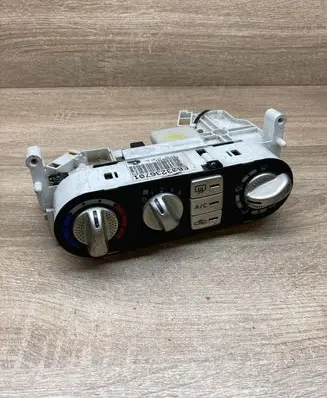 Nissan Almera Tino Climate control unit EB03236701