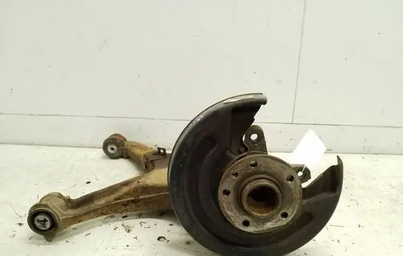 Volkswagen Transporter - Caravelle T5 Rear wheel hub