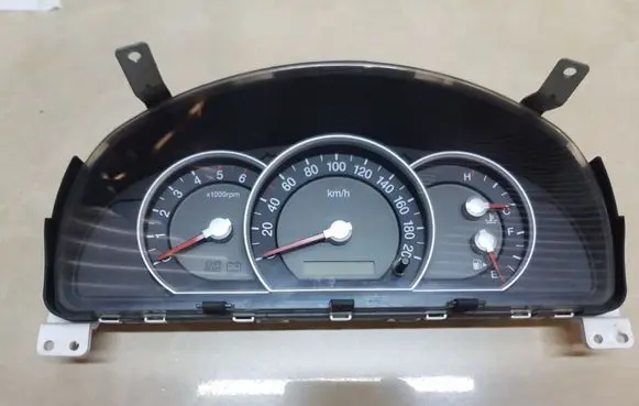 KIA Sorento Speedometer (instrument cluster) 940133E210