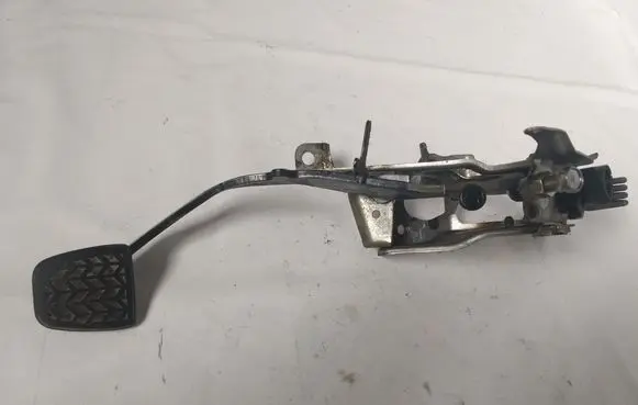 Clutch pedal