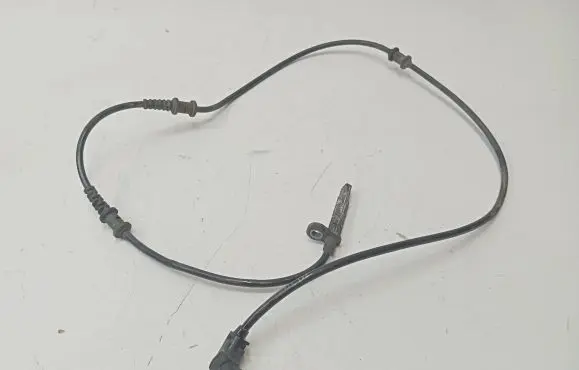 Mercedes-Benz GLE (W166 - C292) ABS brake wheel speed sensor A1669054002