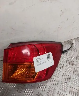 Lexus IS 220D-250-350 Rear/tail lights E111183