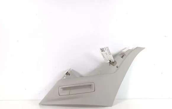 Volvo XC90 (D)pillar trim (top) 31389176