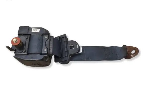 Hyundai Pony Rear seatbelt 042824