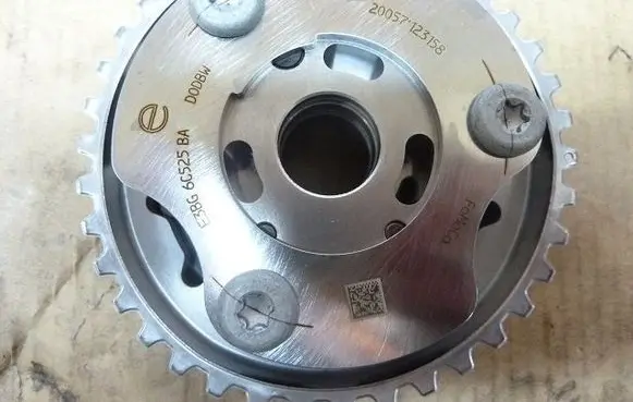 Ford C-MAX II Camshaft pulley/ VANOS E3BG6C525BA