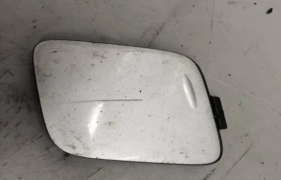 Volvo V70 Front tow hook cap/cover 30678641