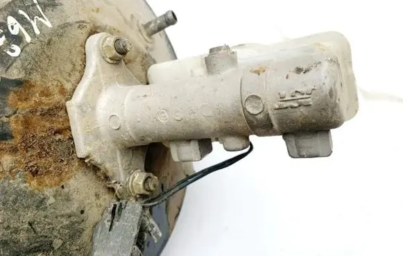 Mazda 626 Master brake cylinder