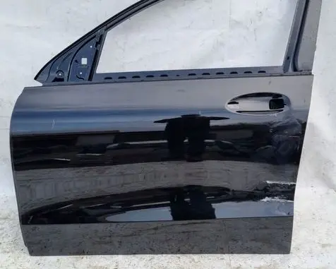 Mercedes-Benz EQC Front door