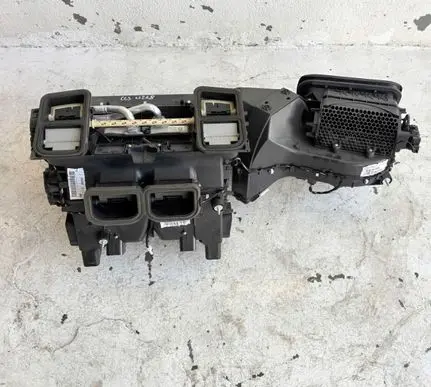Mercedes-Benz CLS C218 X218 Interior heater climate box assembly A2188300800