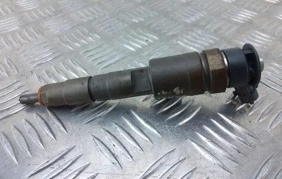 Citroen Berlingo Fuel injector 0445110340