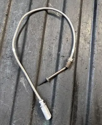 Audi A4 S4 B9 8W Exhaust gas temperature sensor 05L906088BR 8K09738020