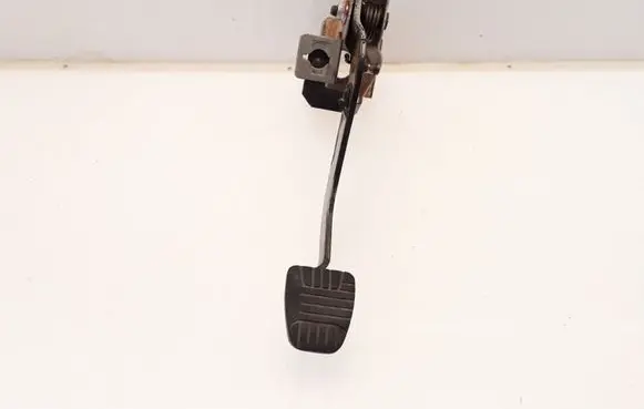Clutch pedal