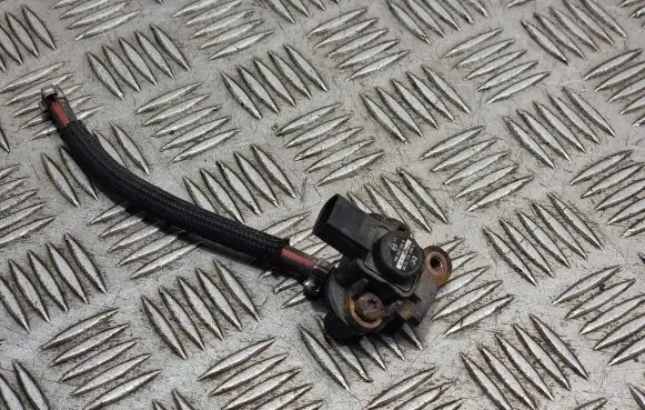 Mercedes-Benz Sprinter W906 Air pressure sensor A0071530028 0261230196