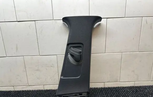 Toyota Prius (XW50) (B) pillar trim (top) 6241047100