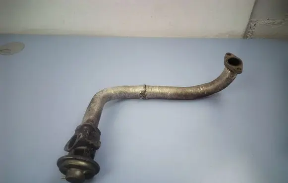 Mitsubishi Pajero Air intake hose/pipe ME190862