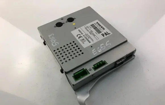 Volvo V70 GPS navigation control unit/module 86731001