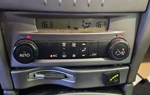 Renault Laguna II Climate control/heater control trim 8200181132A IMPRK1593902