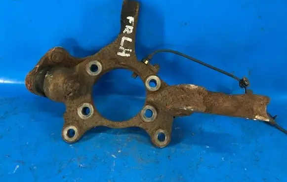 Toyota Prius+ (ZVW40) Rear wheel hub spindle/knuckle 4321212410