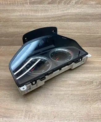 Volvo XC60 Speedometer (instrument cluster) 31270907AA 36002606
