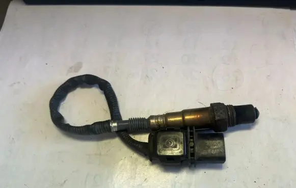 BMW 5 F10 F11 Lambda probe sensor 779160001 0281004018