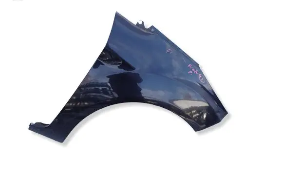 Ford Fiesta Fender BQ3R