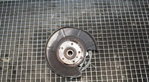 BMW 6 E63 E64 Rear wheel hub
