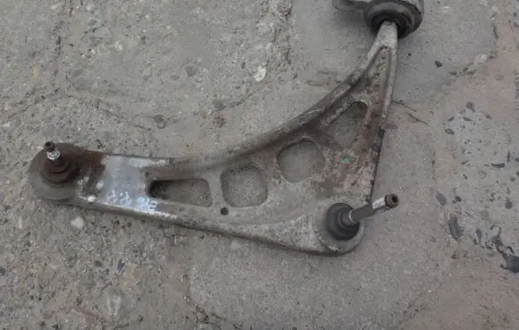 BMW 3 E46 Front control arm 316050004
