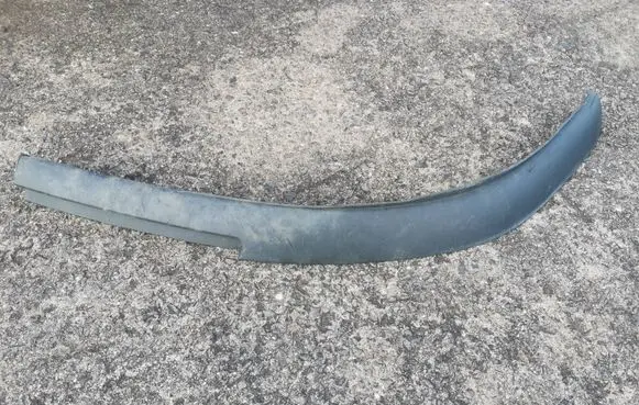 Toyota Avensis T250 Front bumper lip 7685105010