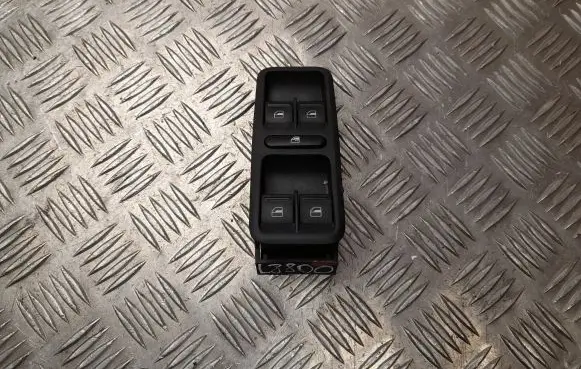 Skoda Fabia Mk2 (5J) Electric window control switch 5J0959858A