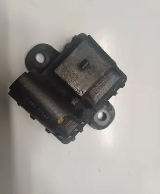 Mercedes-Benz E A207 Glow plug pre-heat relay A6511530279