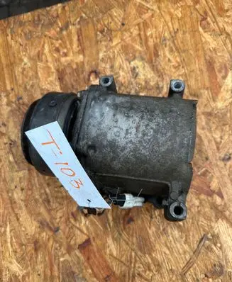 Mitsubishi Montero Air conditioning (A/C) compressor (pump) MR360532