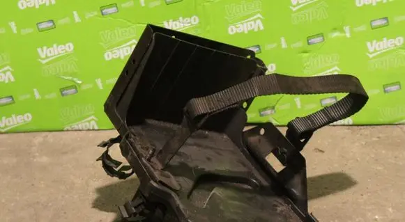 Fiat Panda III Battery box tray 