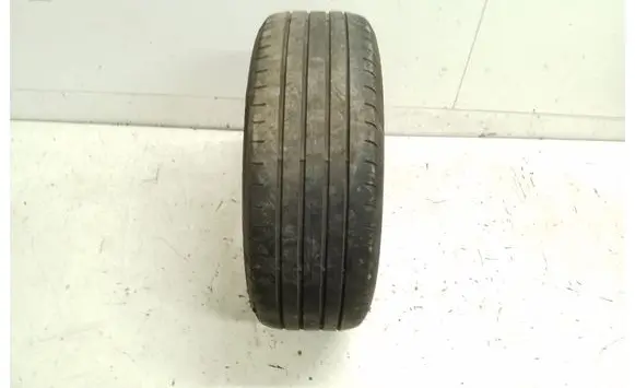 Volkswagen PASSAT B9 R17 summer tire 