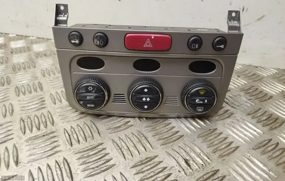 Alfa Romeo 147 Climate control unit 735266925