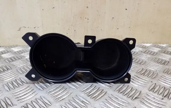 Cup holder front