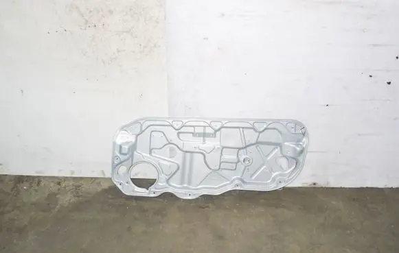 Volvo C30 Front door manual window regulator 1382376