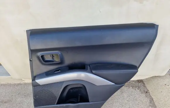 Mitsubishi Outlander Rear door card panel trim 7222A390XZAQ 3H45X SPC01650